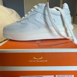 Voile Blanche sneakers BRAND NEW NEVER WORN Size 37
